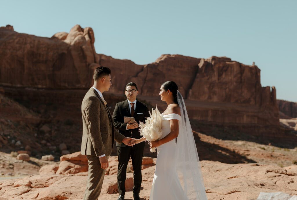 Moab Intimate Wedding captured by Grace Thao Photography, a destination wedding photographer based in Northern California.