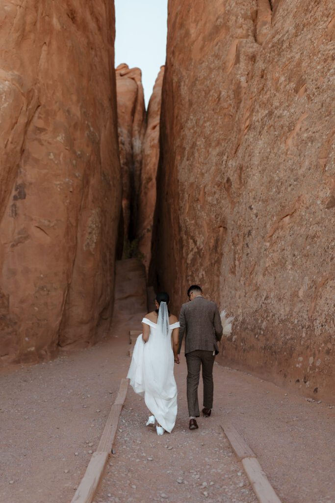 Moab Intimate Wedding captured by Grace Thao Photography, a destination wedding photographer based in Northern California.