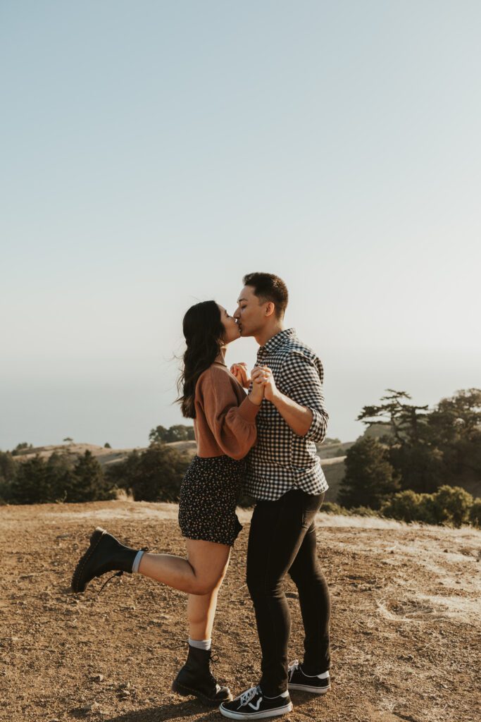 Grace Thao Photography, a NoCal Wedding Photographer, shares inspiration and tips for a Mount Tamalpais Couples Session in California.