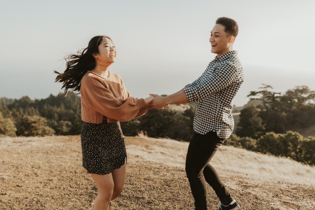 Grace Thao Photography, a NoCal Wedding Photographer, shares inspiration and tips for a Mount Tamalpais Couples Session in California.
