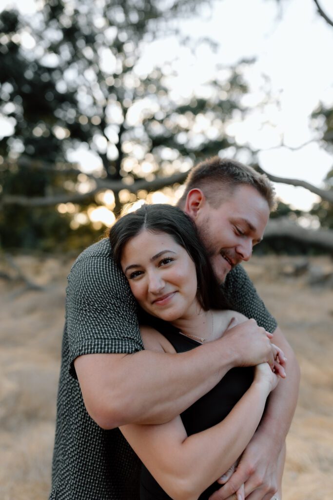 Grace Thao Photography, a NoCal photographer, captured a couples session at Oak Grove Regional Park in Stockton, California.