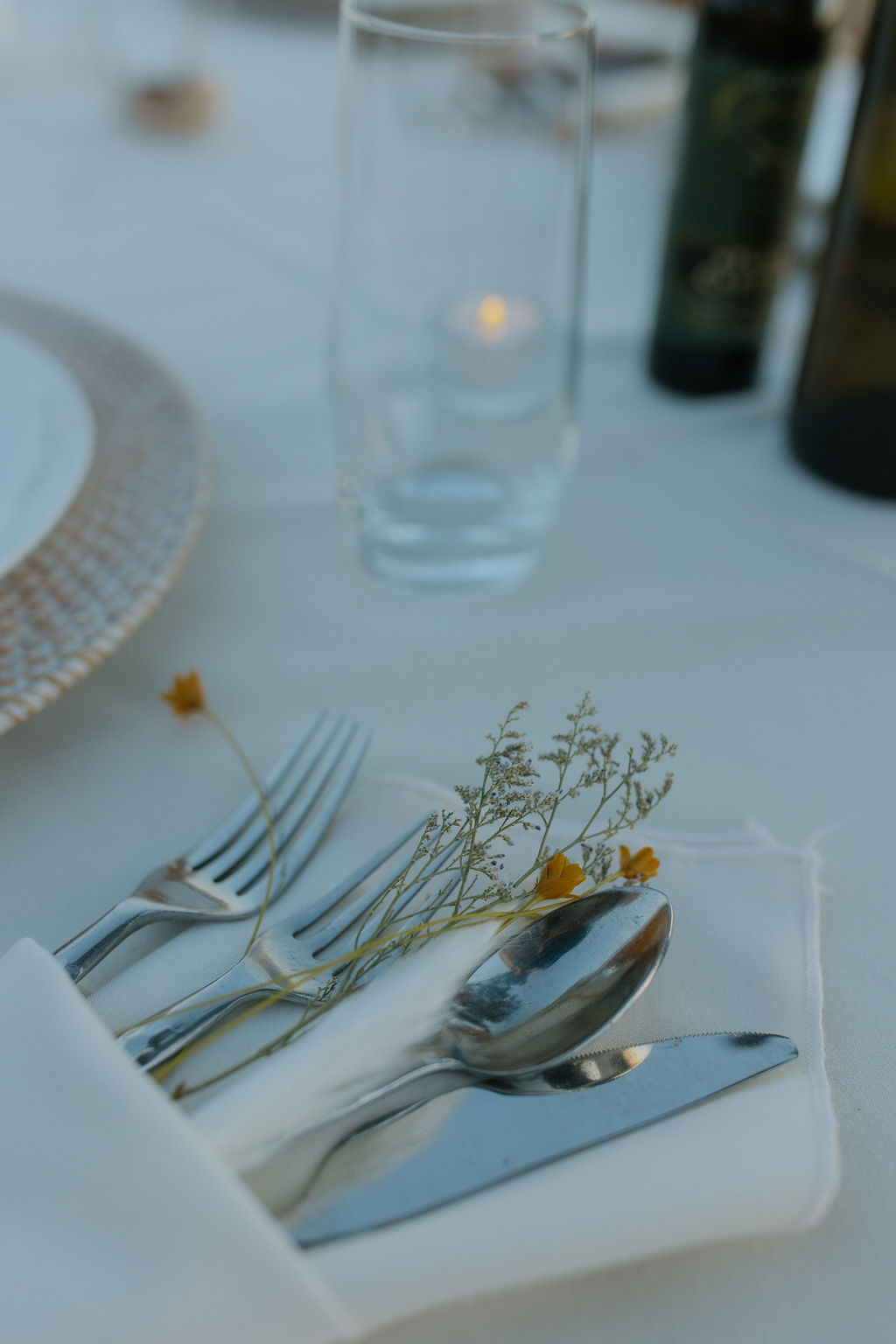 Wedding details from wedding reception table scape 