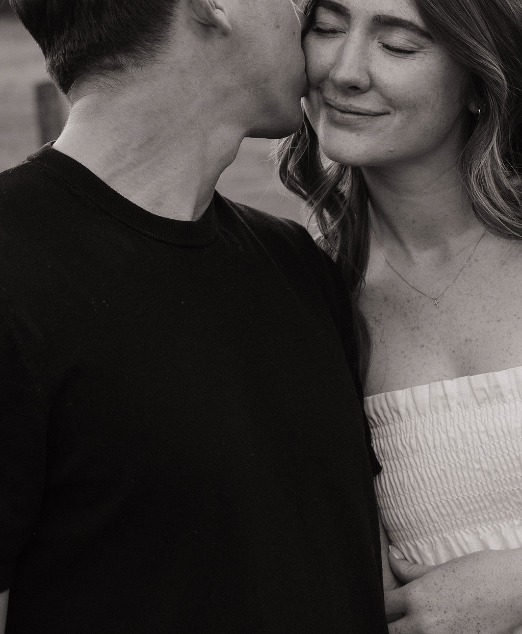 A black and white photo of a couple in an El Dorado Hills engagement