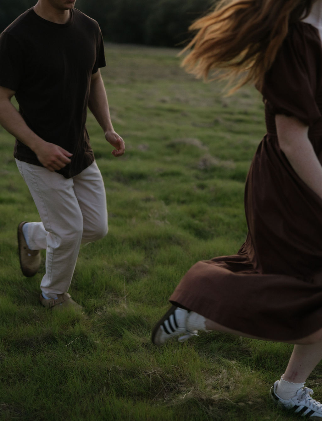 A couple running through El Dorado Hills