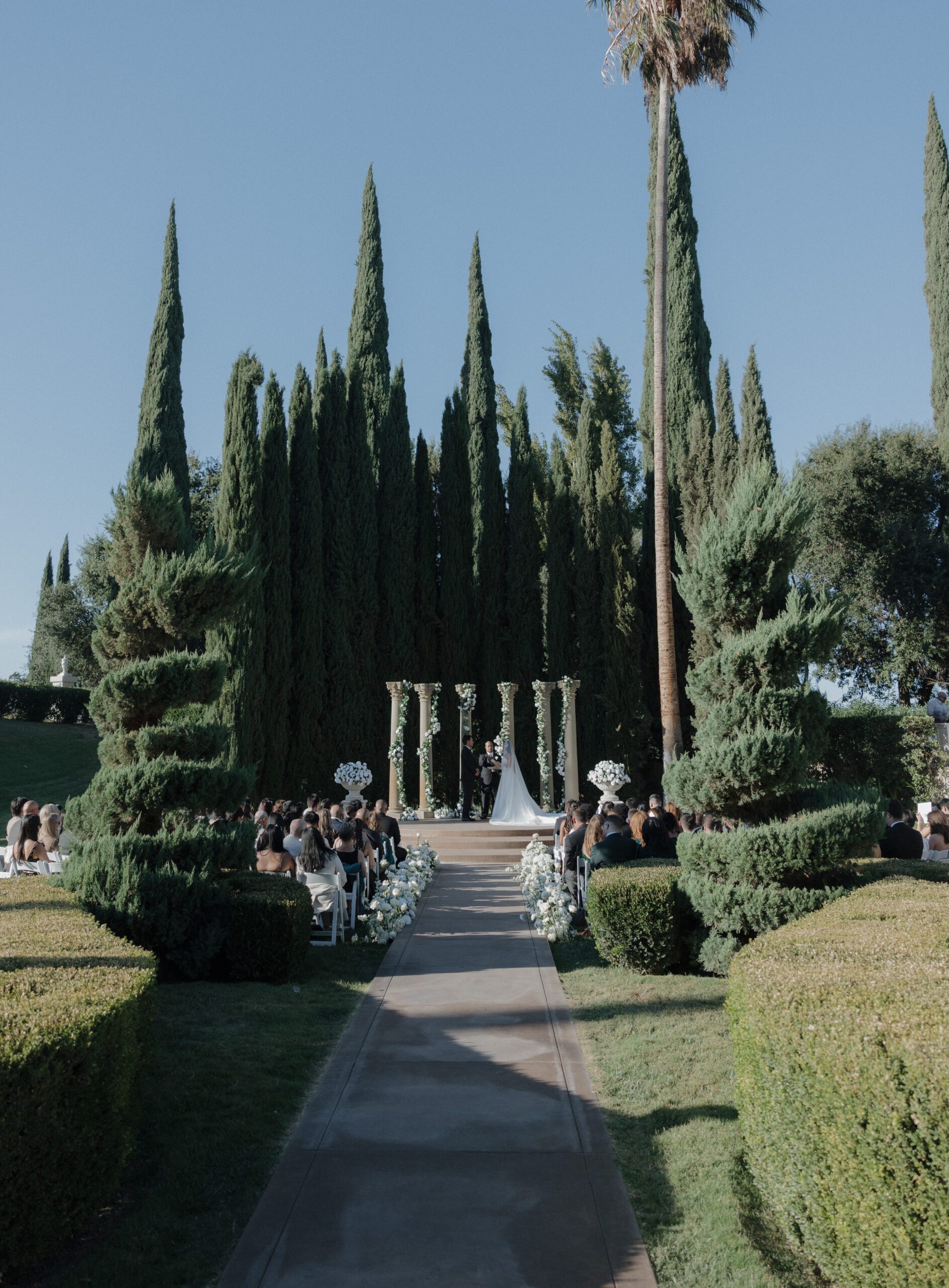 A wedding ceremony at Grand Island Mansion, a NorCal wedding venue