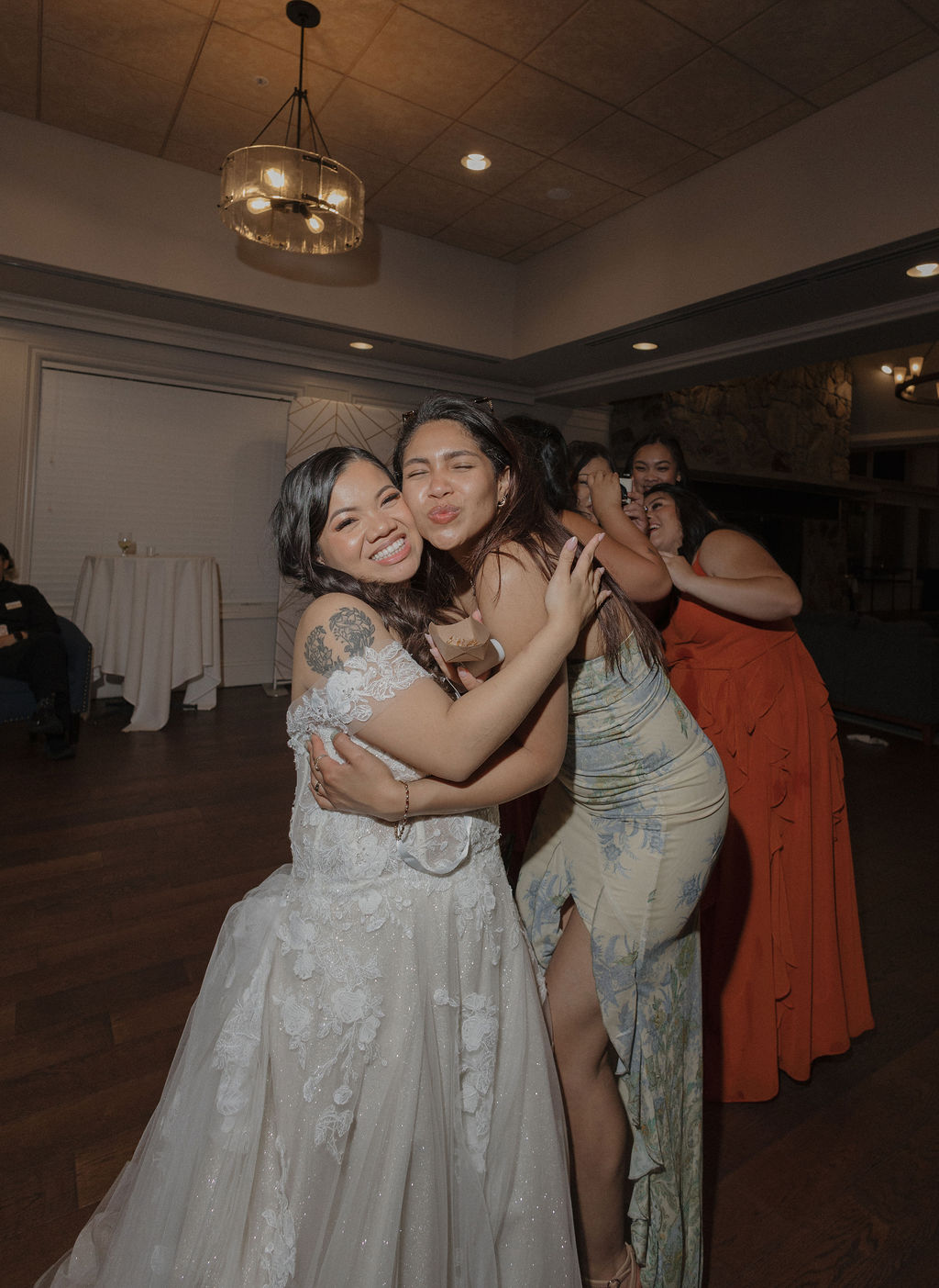 Candid wedding reception photos captured by a Sacramento wedding photographer from a wedding vendor checklist