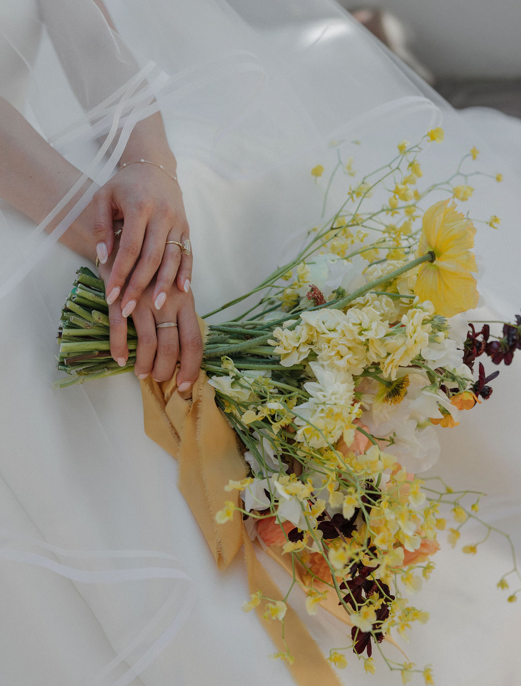  A bride's fall wedding bouquet for fall wedding ideas